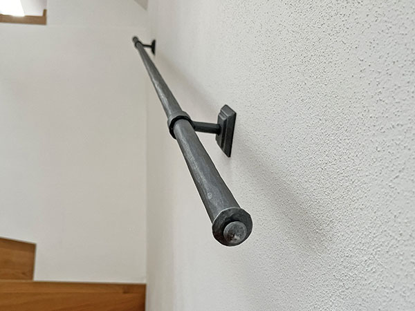 Kované madlo na schodiště